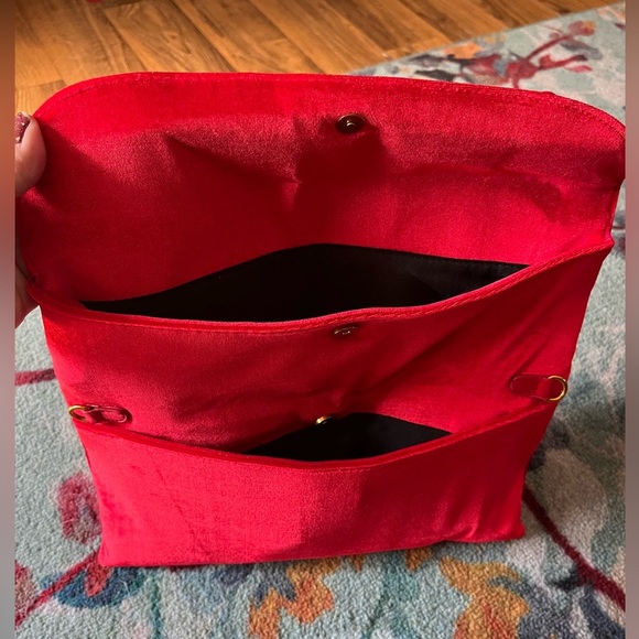 Street Level Vibrant Red Clutch/Purse - Picture 3 of 9